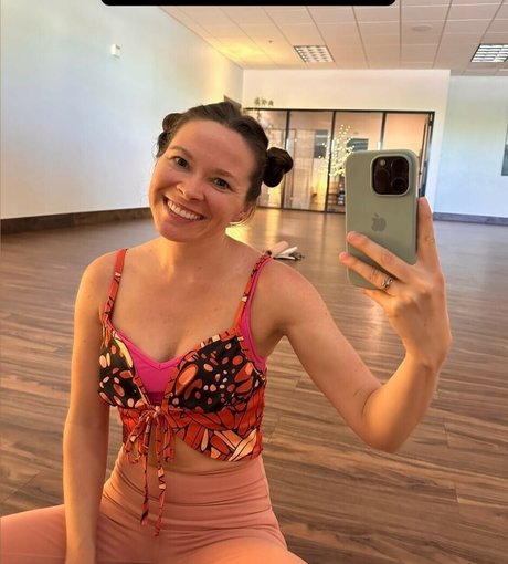 Missy Hartley star free photo