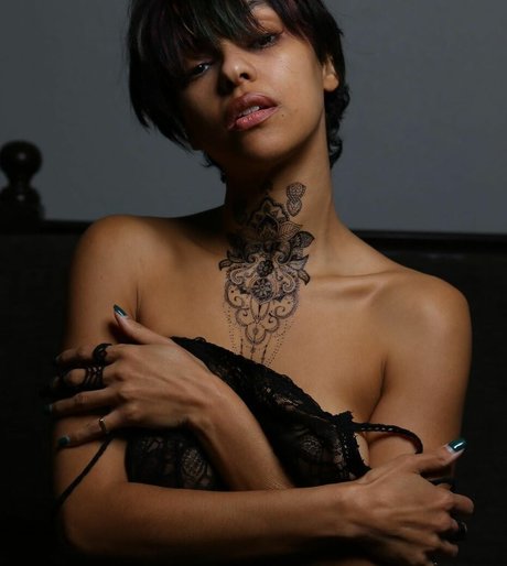 Julya Antoinette pornstar exclusive galleries