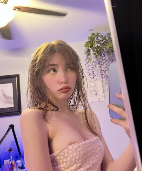 Dumbuni beautiful actress photos