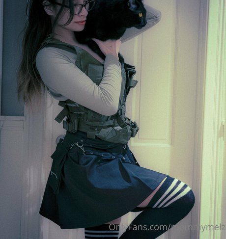 mommymelz beautiful pornstar image