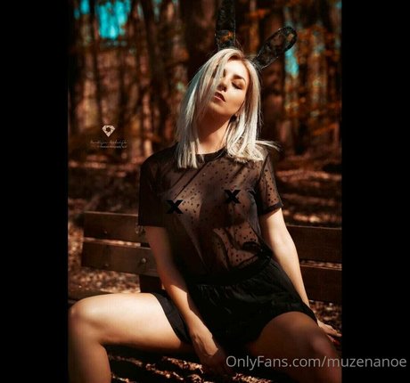 muzenanoe model perfect photo