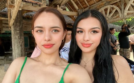 Escosis Sisters pornstar perfect photos