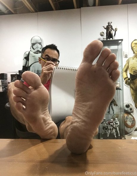 barefeeticus model xxx galleries