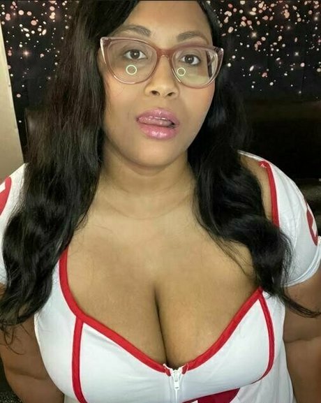 mistresslarissa nudes pornstar photo