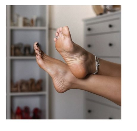 Mariefrenchgirlfeet pretty actress photo