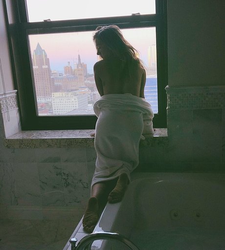 tittytata pretty actress galleries