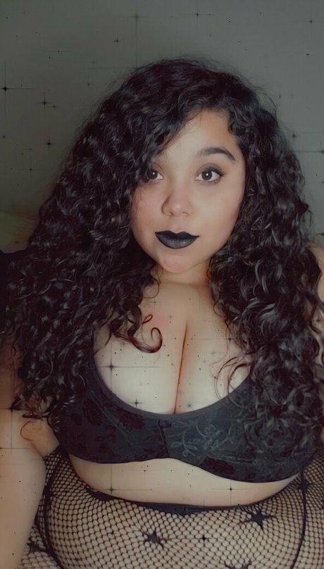 atzula hd model images