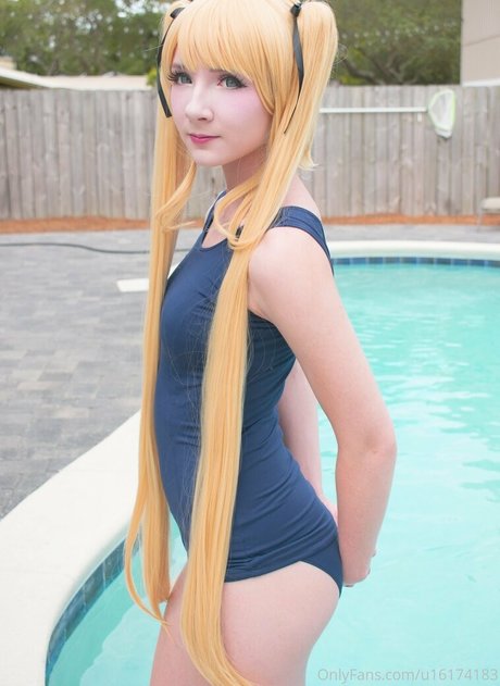 renbunni art model pic