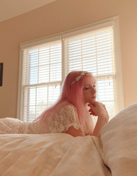 renbunni sexy star img