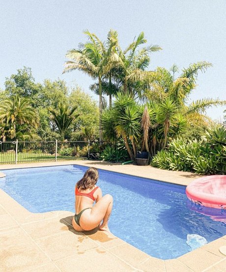 LouiseWhyyte erotic pornstar archive