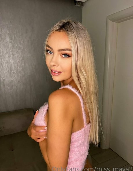 miss maya2 model hot pics