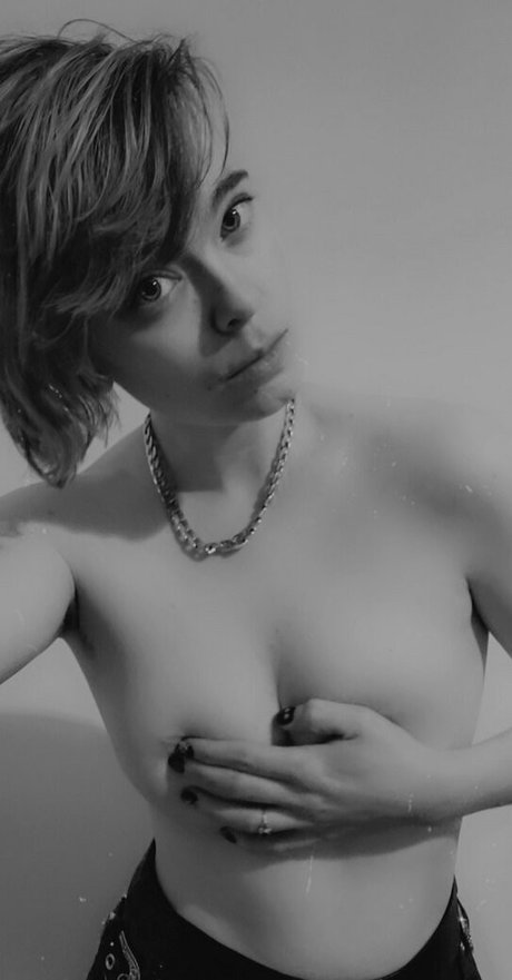 blonde kitty onlyfans beautiful photos