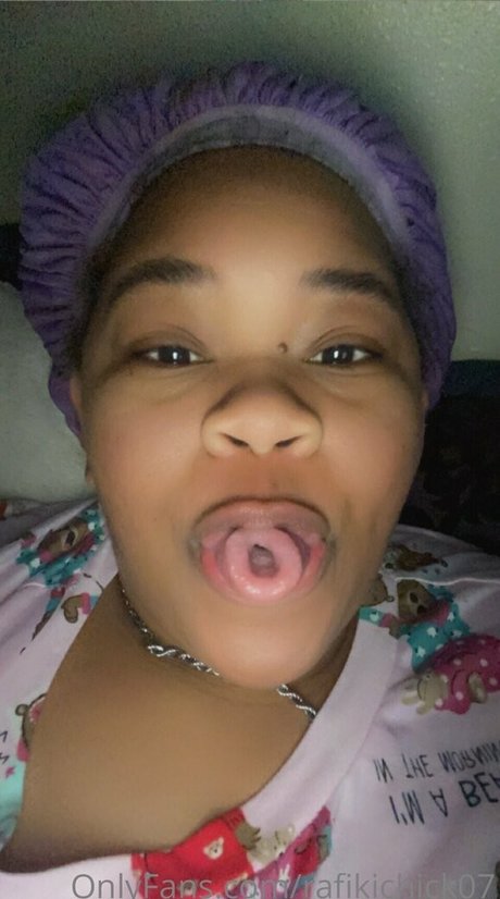 rafikichick07 free model gallery