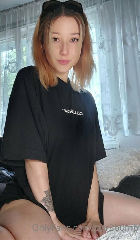 pure carlyy pornstar hot pictures