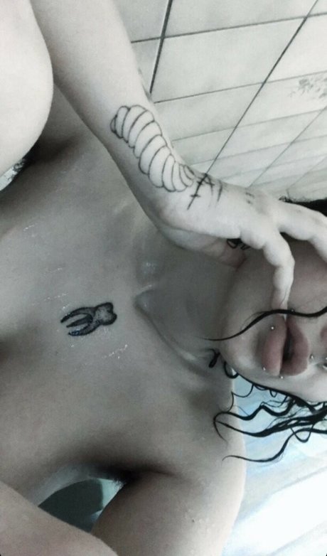 vyrkolaka art actress galleries