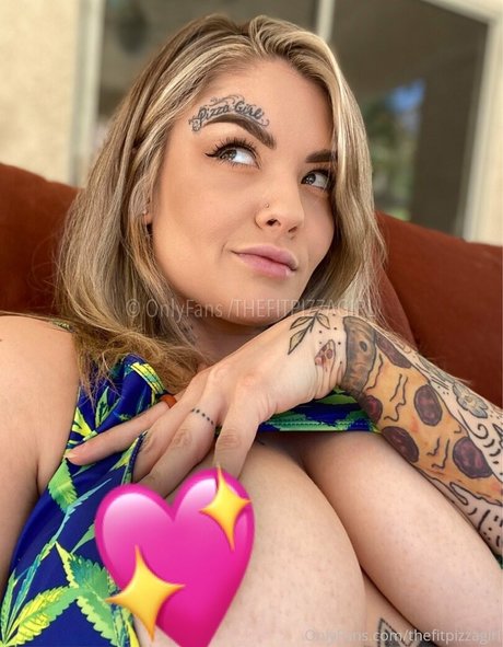 thefitpizzagirl star pornographic img