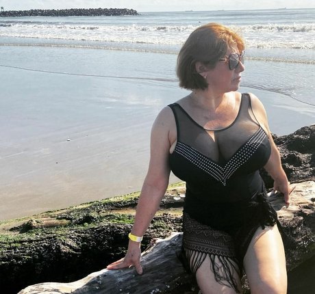 Normii hot star photos