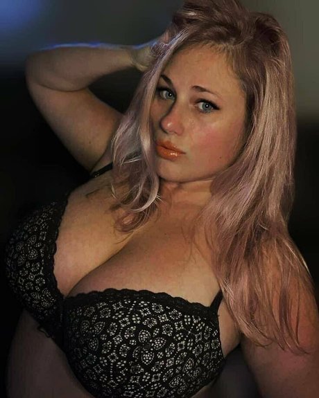 luvmeonlydoll star art picture