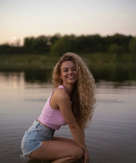 Dalmalaluna sex actress pics