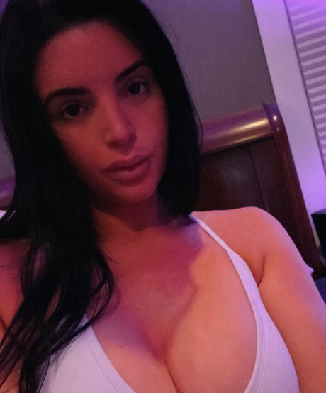 adrianaw pornstar high quality pic