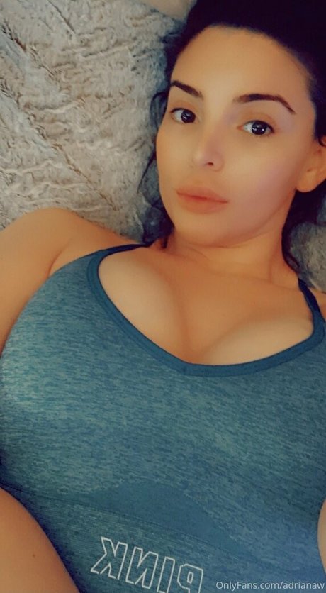 adrianaw pornstar top image