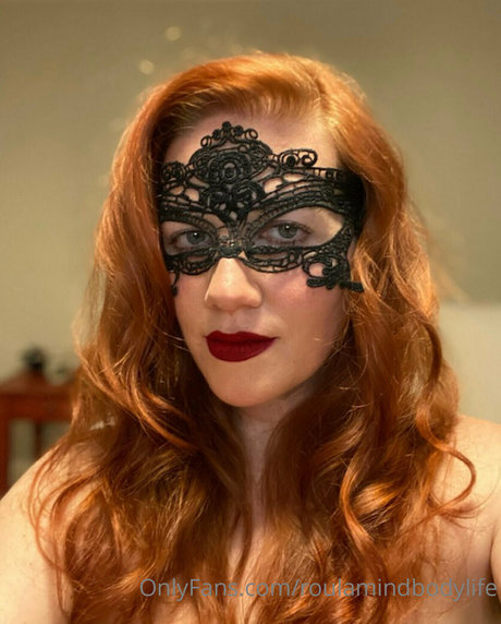roulamindbodylife star pornographic photos
