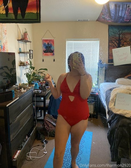lharmon2920 pornstar naked picture