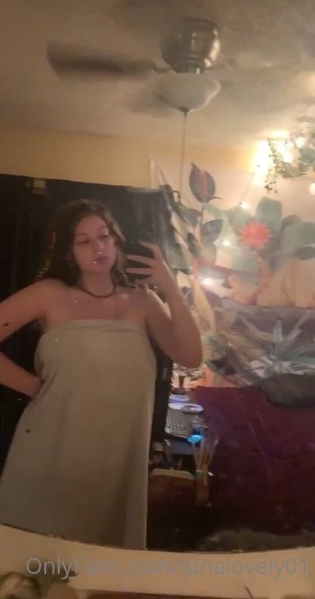 lunalovely01 Profile pic