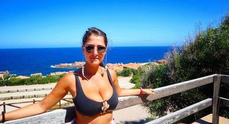 __mianina erotic pornstar gallery