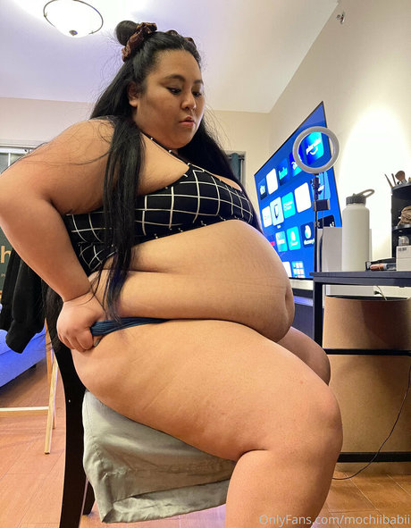 mochiibabii pornstar pretty images