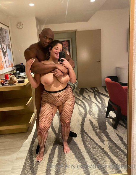 davindabeastt model pretty photo