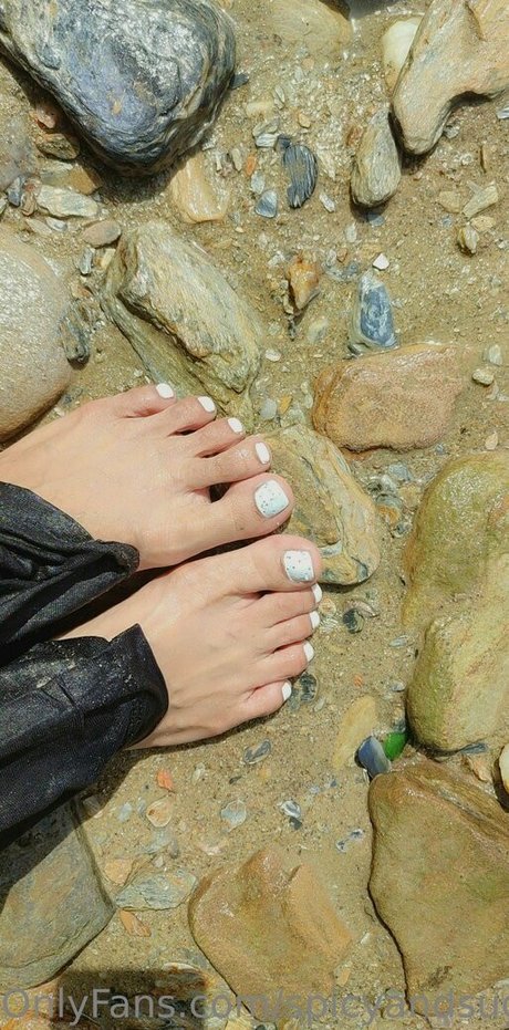 Trinidadian sexy actress pics