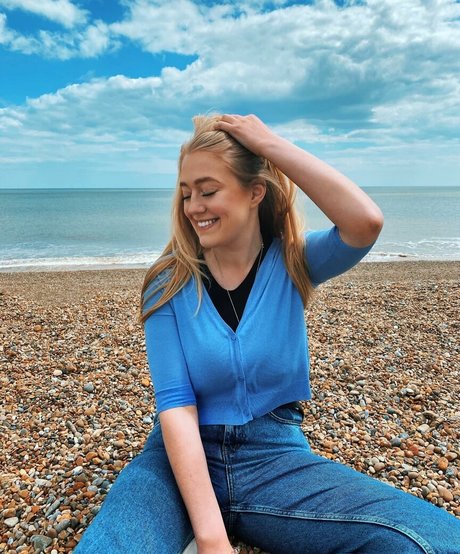 Lotten Sheppard exclusive actress archive