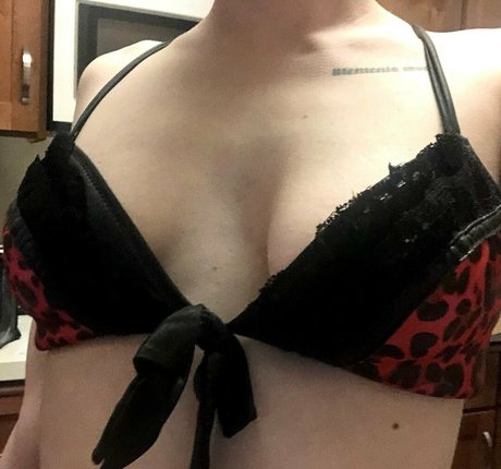 squig129 nude actress pics