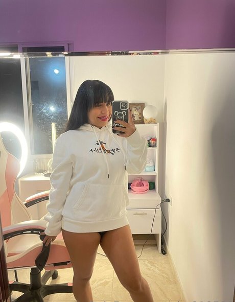 alm010599 pornstar perfect gallery