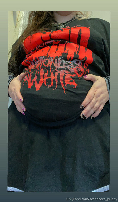 scenecore puppy model hot pic