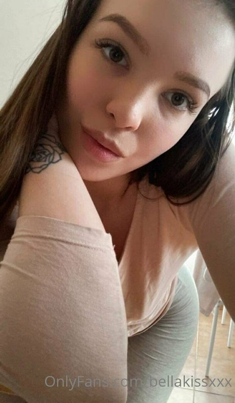 bellakissxxx exclusive star archive