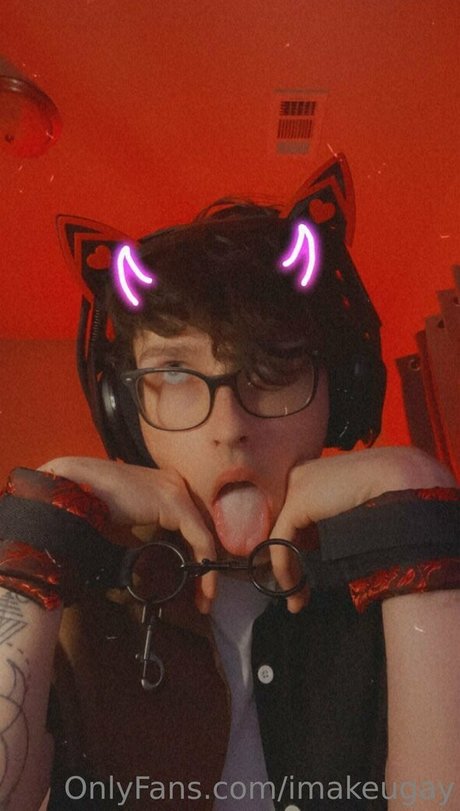 imakeugay perfect model image