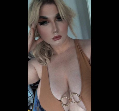 heys0phie nude pornstar galleries