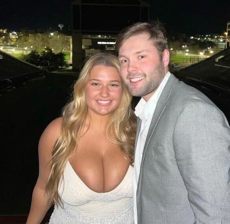 Grace H pornstar nude picture