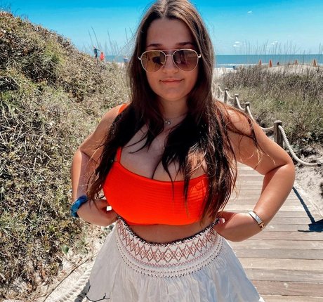 Grace H xxx actress photos