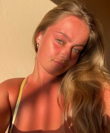 Leah Booth high quality star gallery