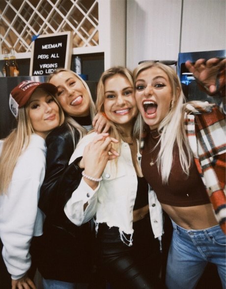 Leah Booth pornstar beautiful image