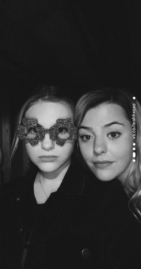 Leah Booth nice pornstar gallery