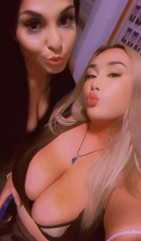 Wiz Chloifa pornstar hd pics