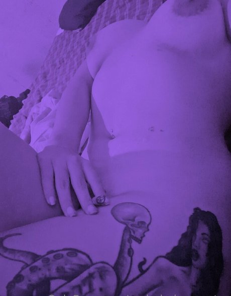 malcriadamonster model porn gallery