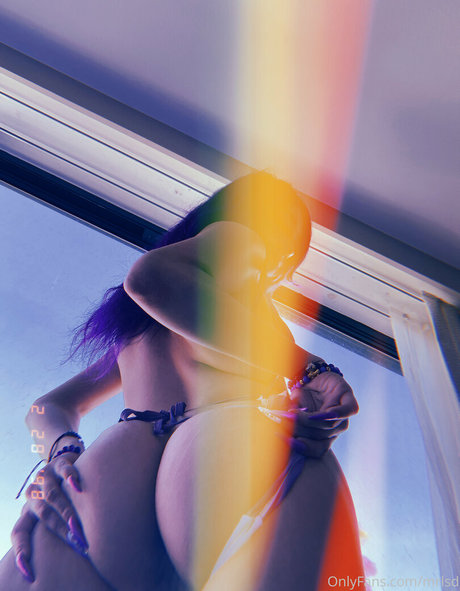 mrlsd xxx model picture