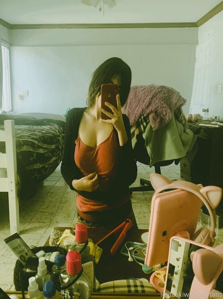 lolitakiwis star free picture