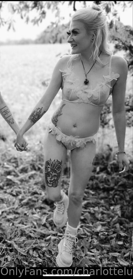 charlottelucy22 actress photo