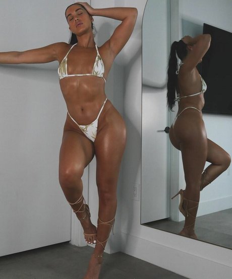 Eilat Rose xxx actress galleries